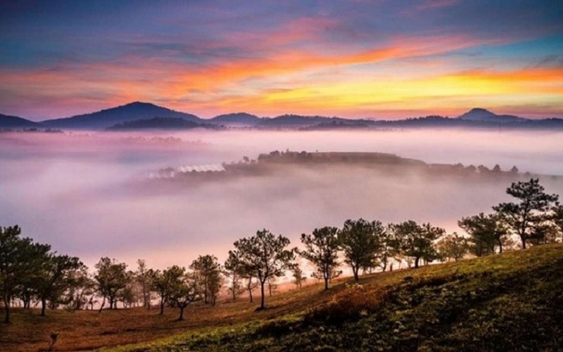 Săn mây tại Đỉnh Hòn Bồ