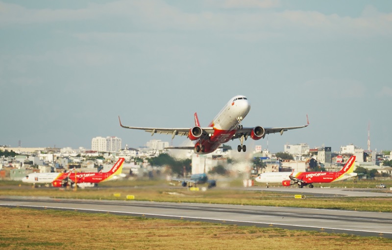 Vietjet lỗ nặng sau đại dịch Covid-19, đặc biệt khó khăn trong năm 2021 và 2022