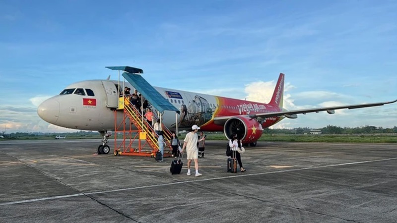 Vietjet hạ cánh khẩn cấp tại sân bay Philippines