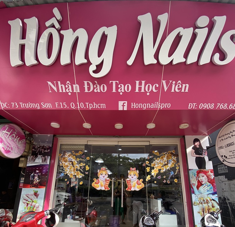 Hồng Nail.