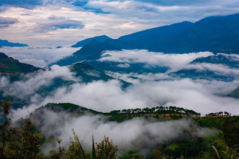 Du khách dễ dàng săn mây và sương mù khi Hà Giang đã chuyển đông