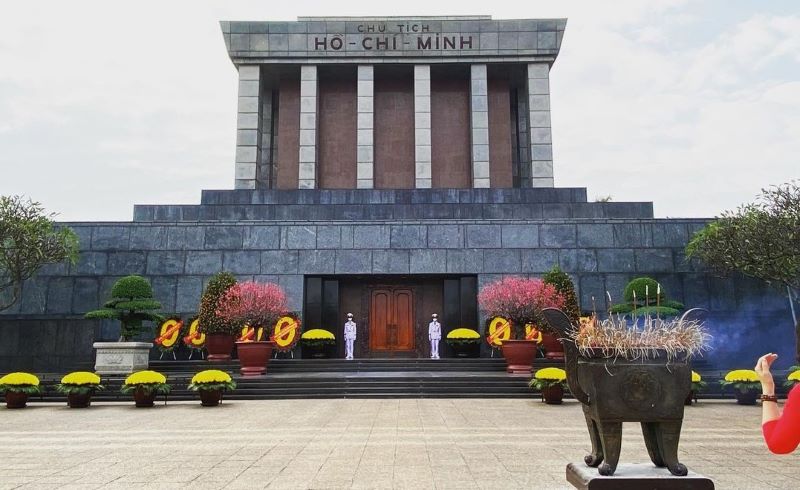 Lăng Chủ tịch Hồ Chí Minh