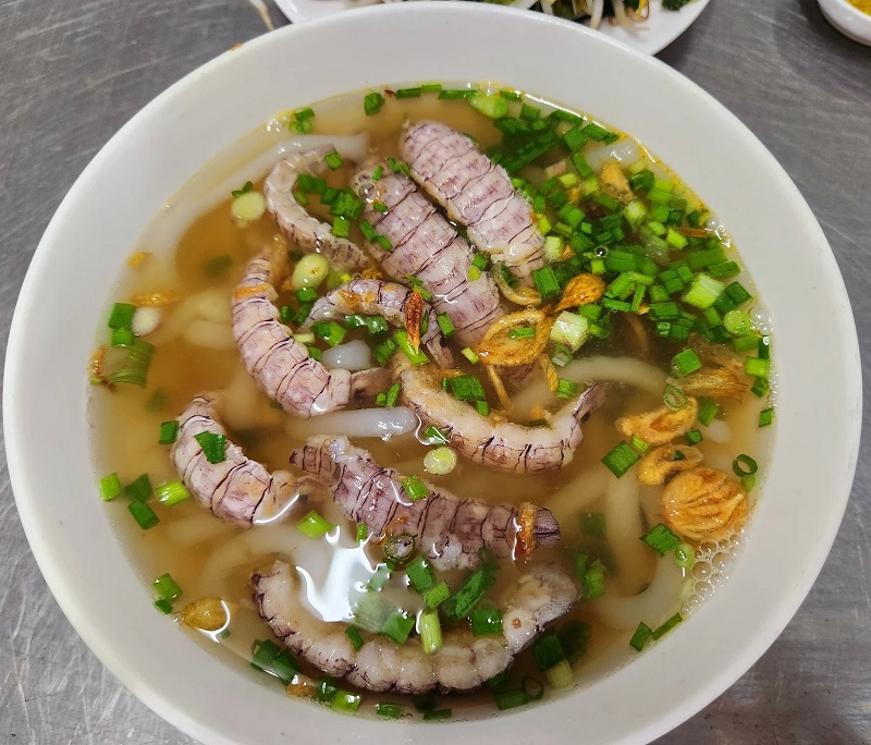 Bánh canh Bề Bề.