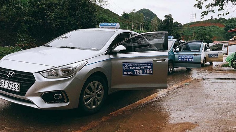 Taxi Mộc Châu Ngôi Sao Việt.