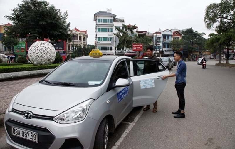 Taxi Thiên Đức.